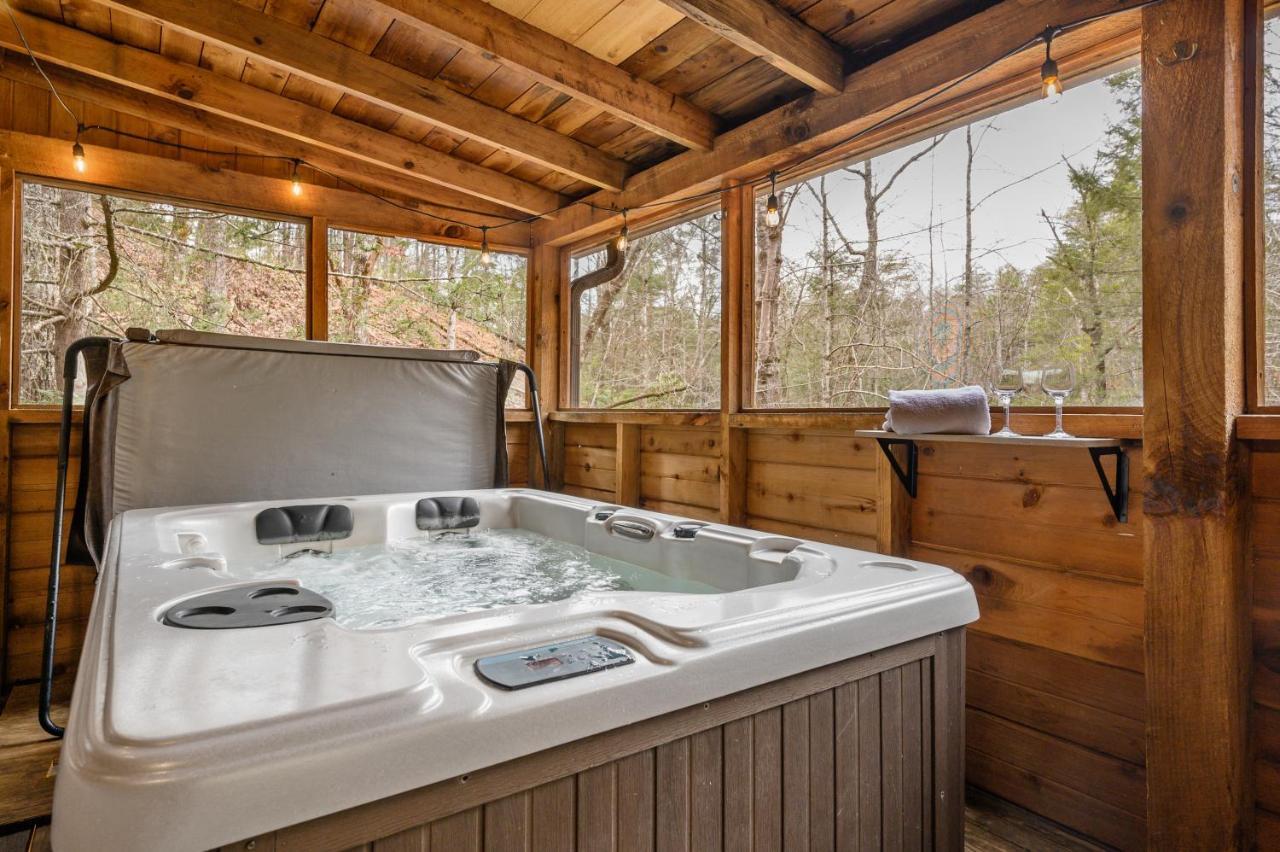 The Robins Nest With Hot Tub Villa Pigeon Forge Ngoại thất bức ảnh