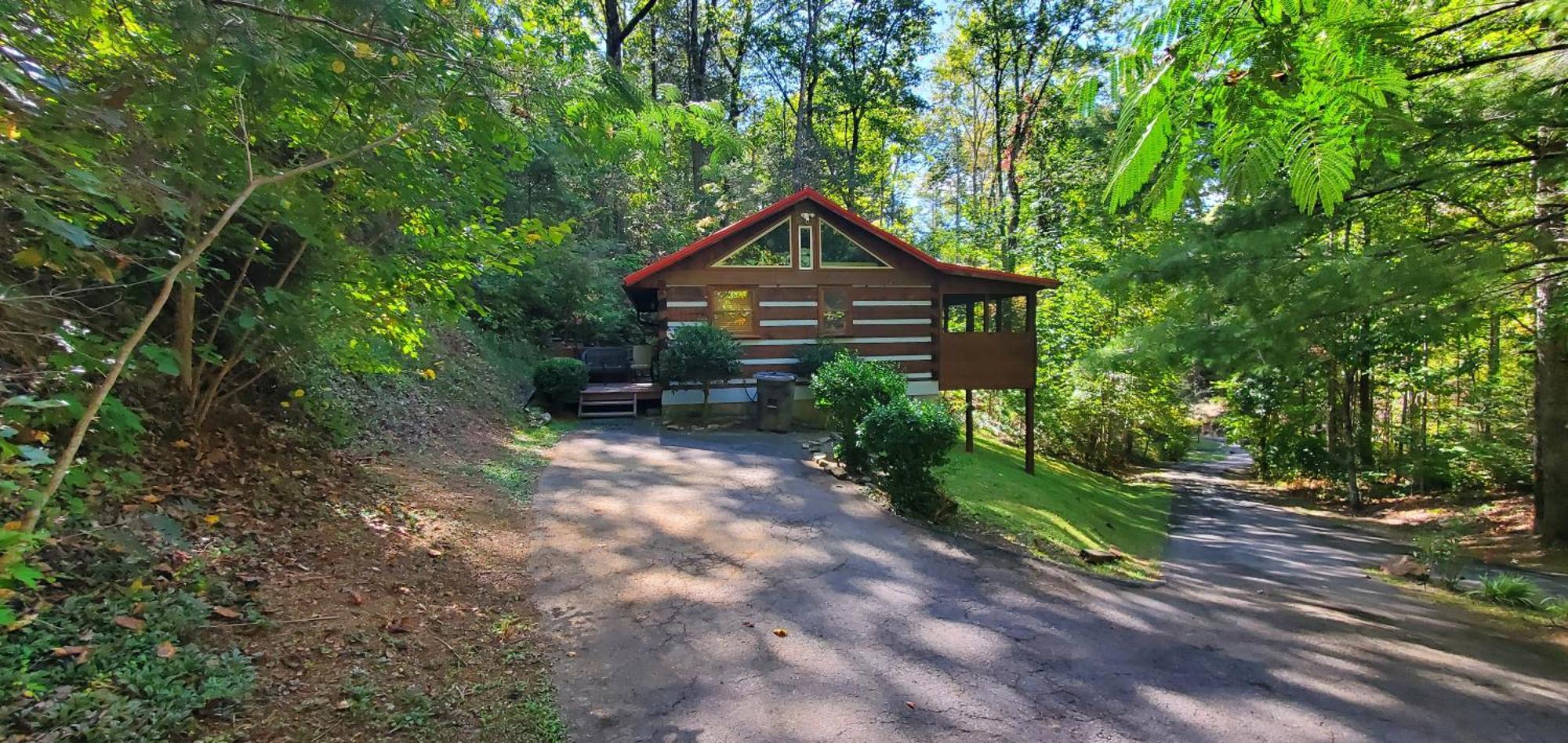 The Robins Nest With Hot Tub Villa Pigeon Forge Ngoại thất bức ảnh